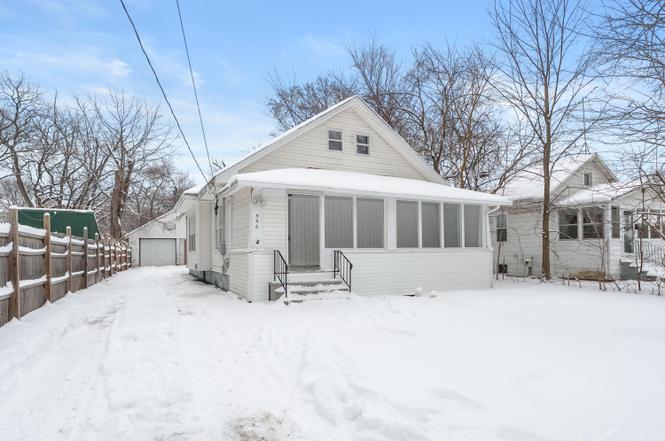 546 Washburn Ave