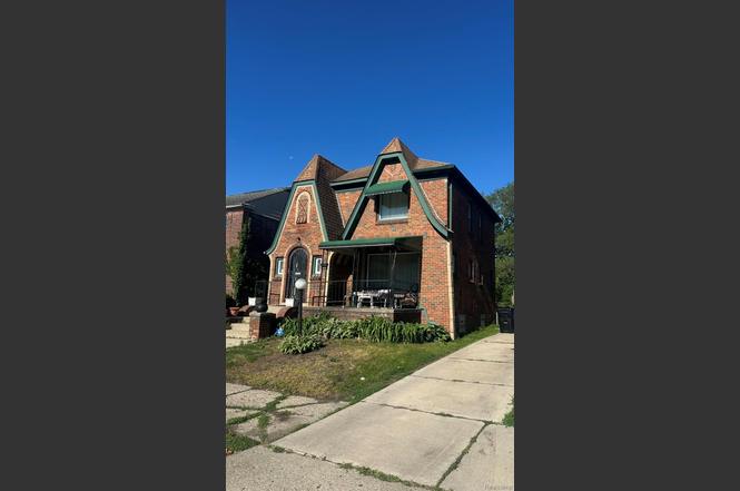16171 Griggs St