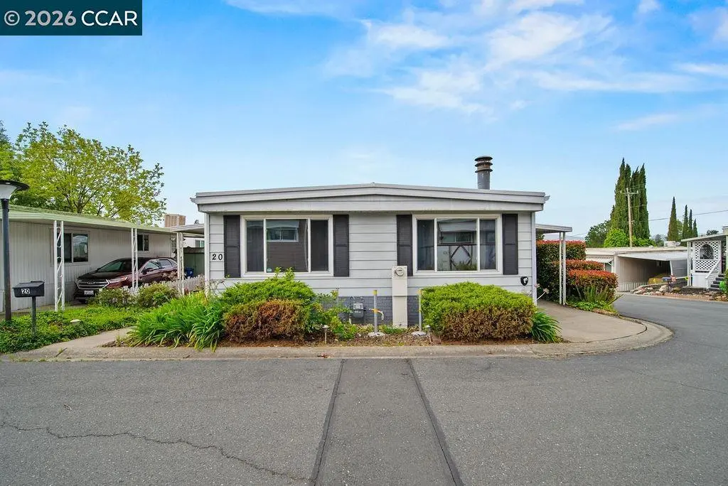 20 Terrace Dr #20