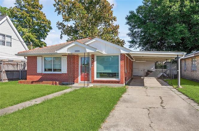 2409 Corinne Dr