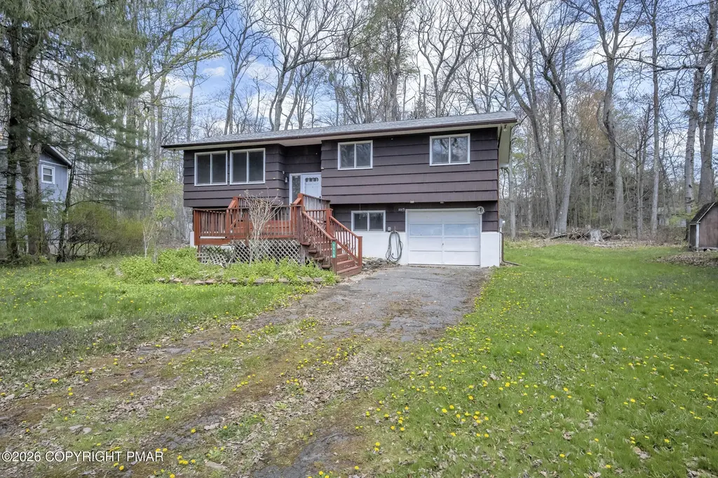 1115 Blue Jay Ln