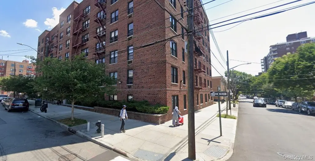 170-06 88th Ave Unit 1C