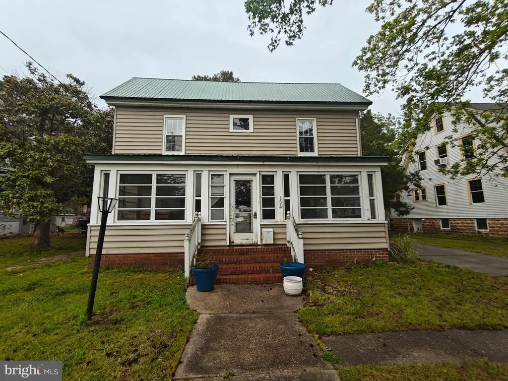 103 S Somerset Ave