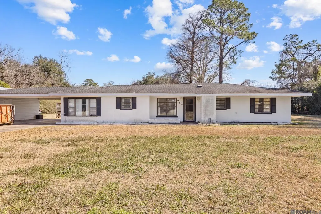 204 Rim Rd