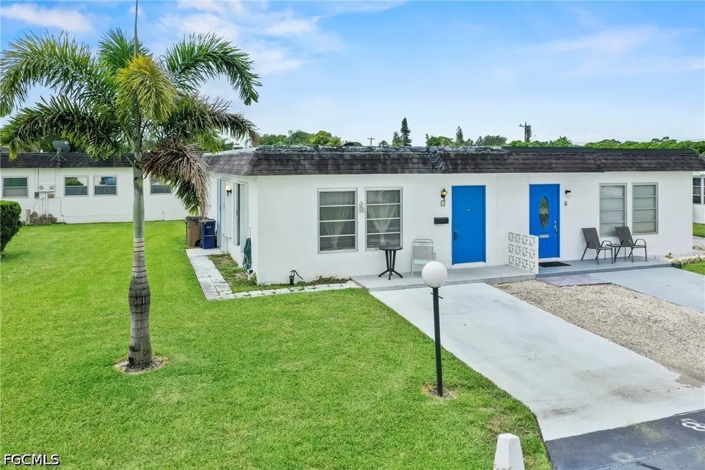 8 Tangerine Ct