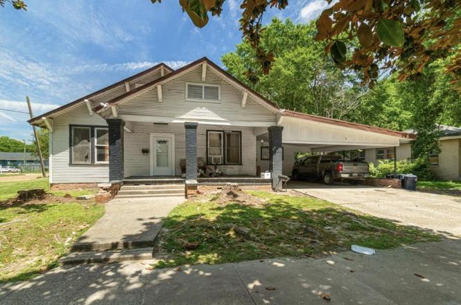 640 S Magnolia