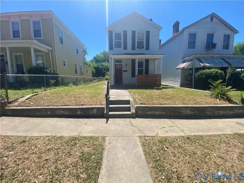 2006 Dinwiddie Ave