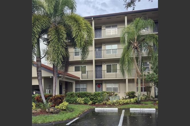 901 SW 128th Ter Unit 208A