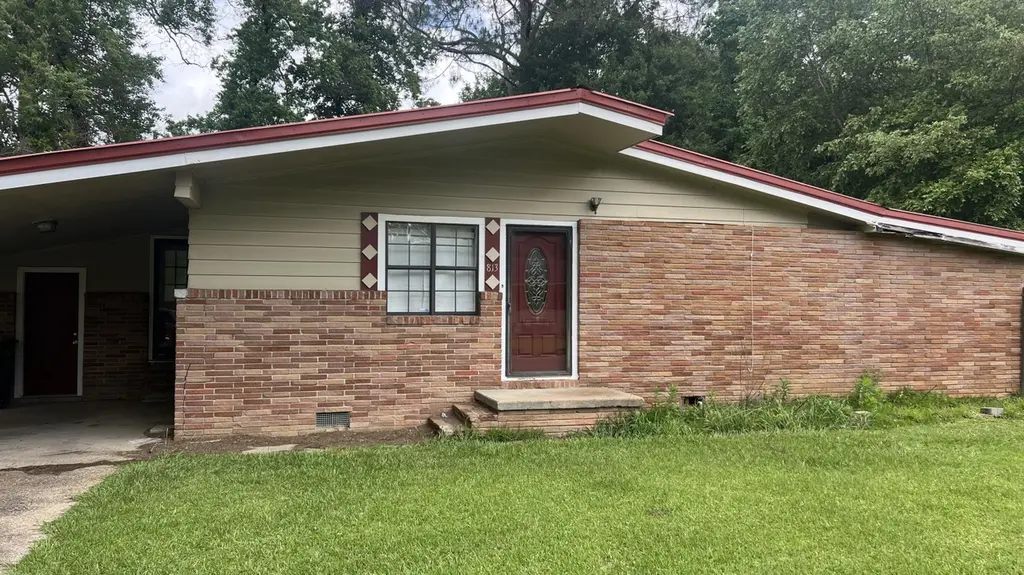 813 Greymont Dr