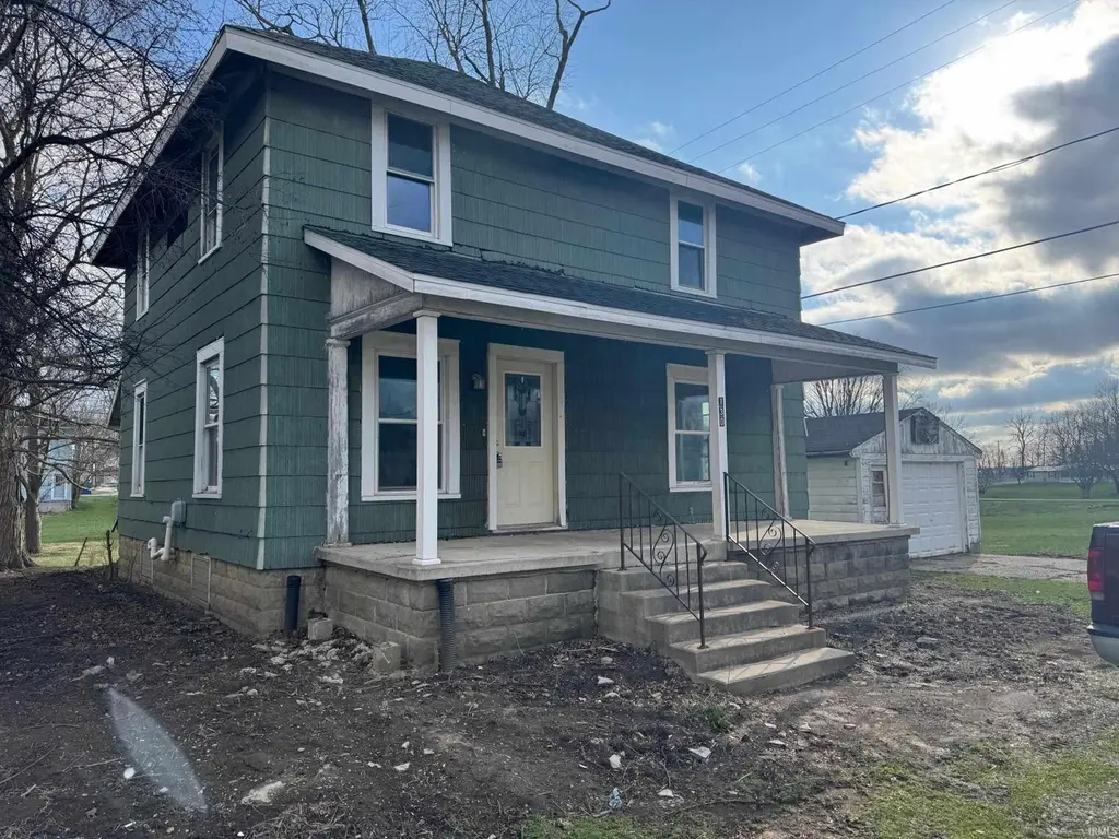 130 W Maple St
