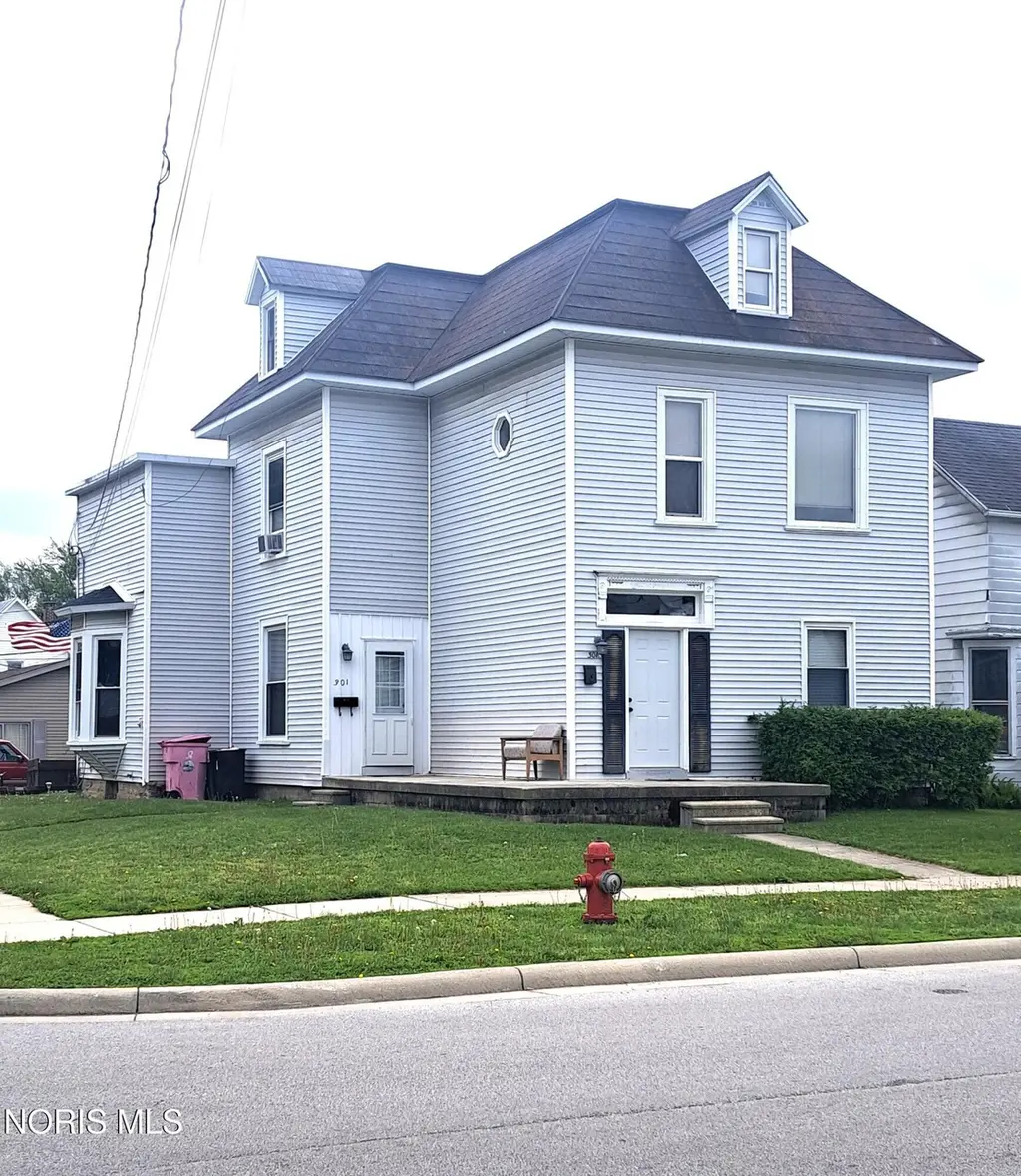 301 Howard St