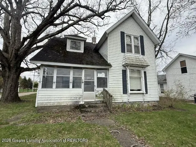 328 N Main St