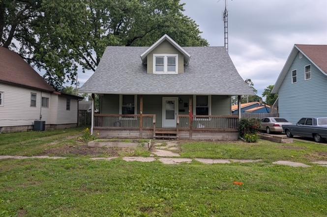 2608 Shelby Ave