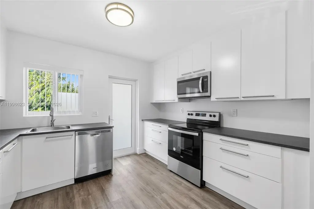 600 Layne Blvd #126