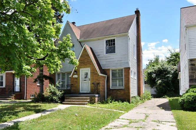 3654 Bainbridge