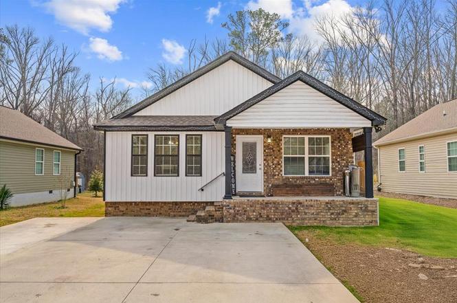 153 Lillian Drive Dr