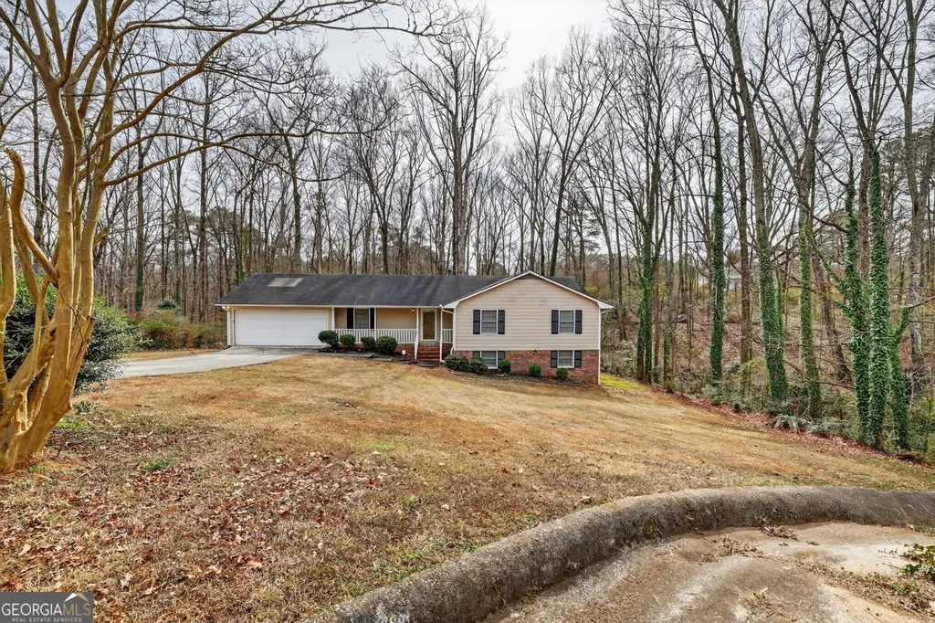 270 Fairfield Dr