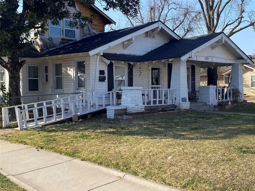 1131 N Ellison Ave