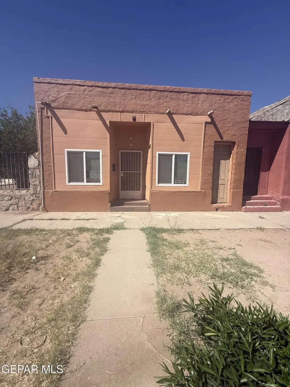 805 Tays St
