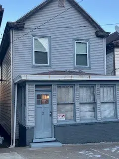112 Lincoln Ave