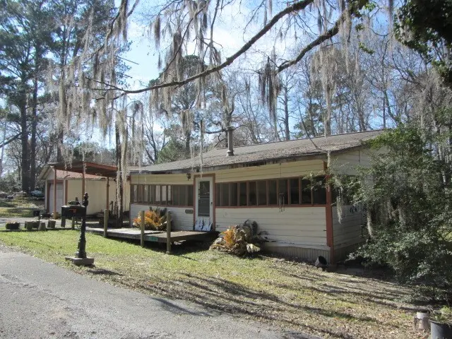 1 Lee Dr