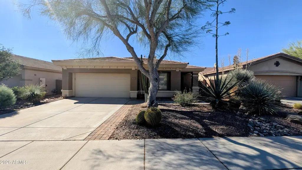 2341 W Muirfield Dr