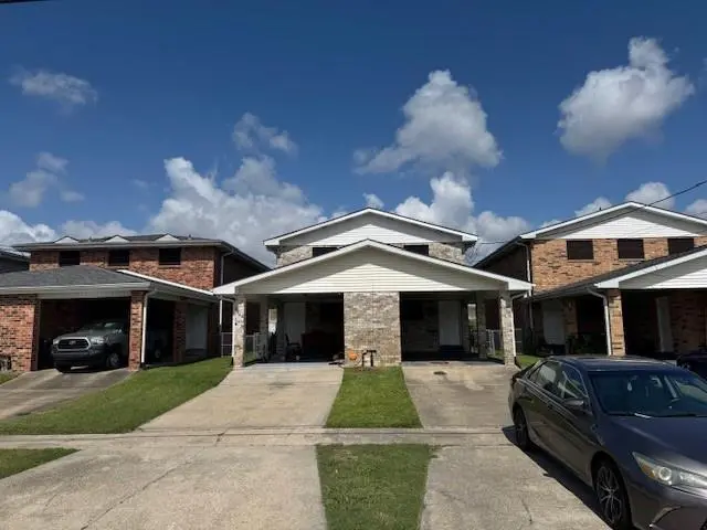 6266-6268 Bellaire Dr