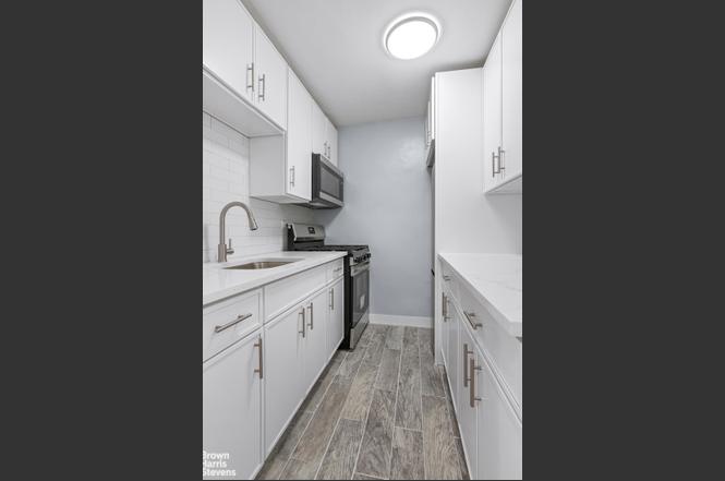 5015 39th St Unit 1F