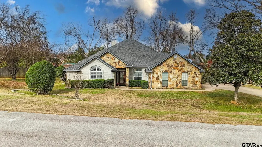15360 Wagon Wheel Dr