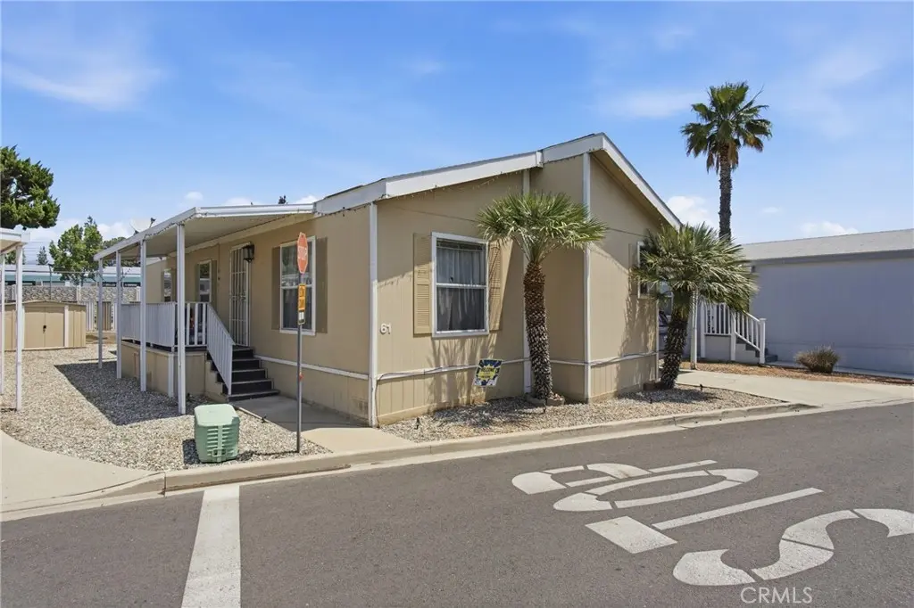 2755 Arrow Hwy #61