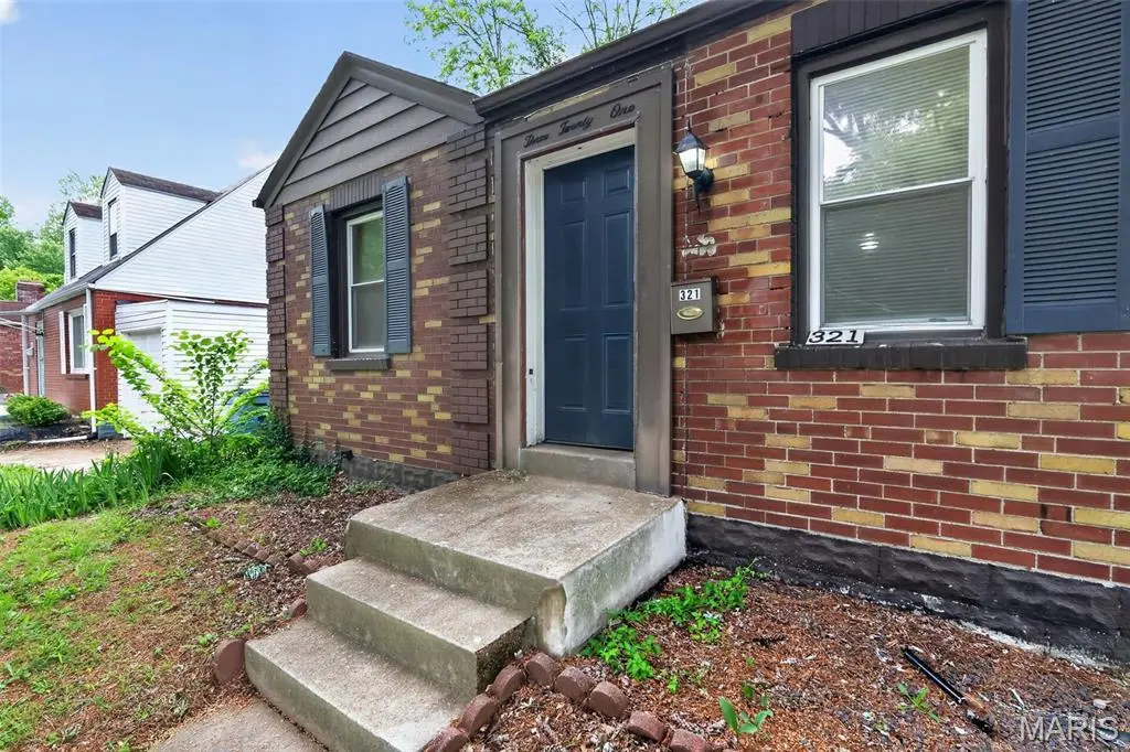 321 Henquin Dr