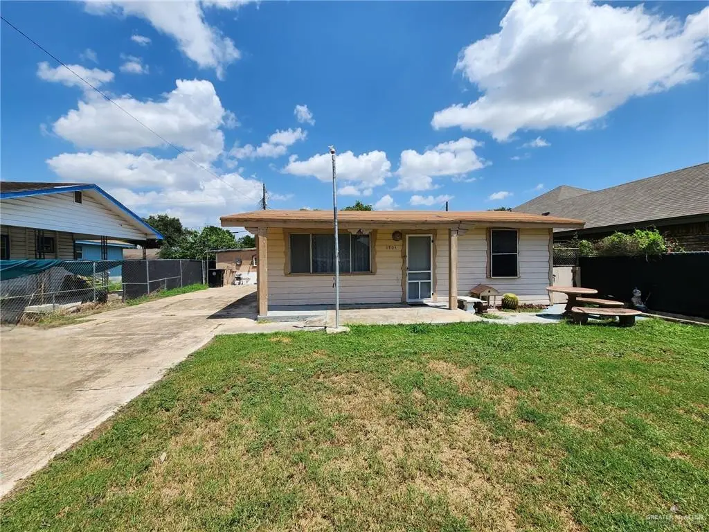 1806 W Abilene Dr