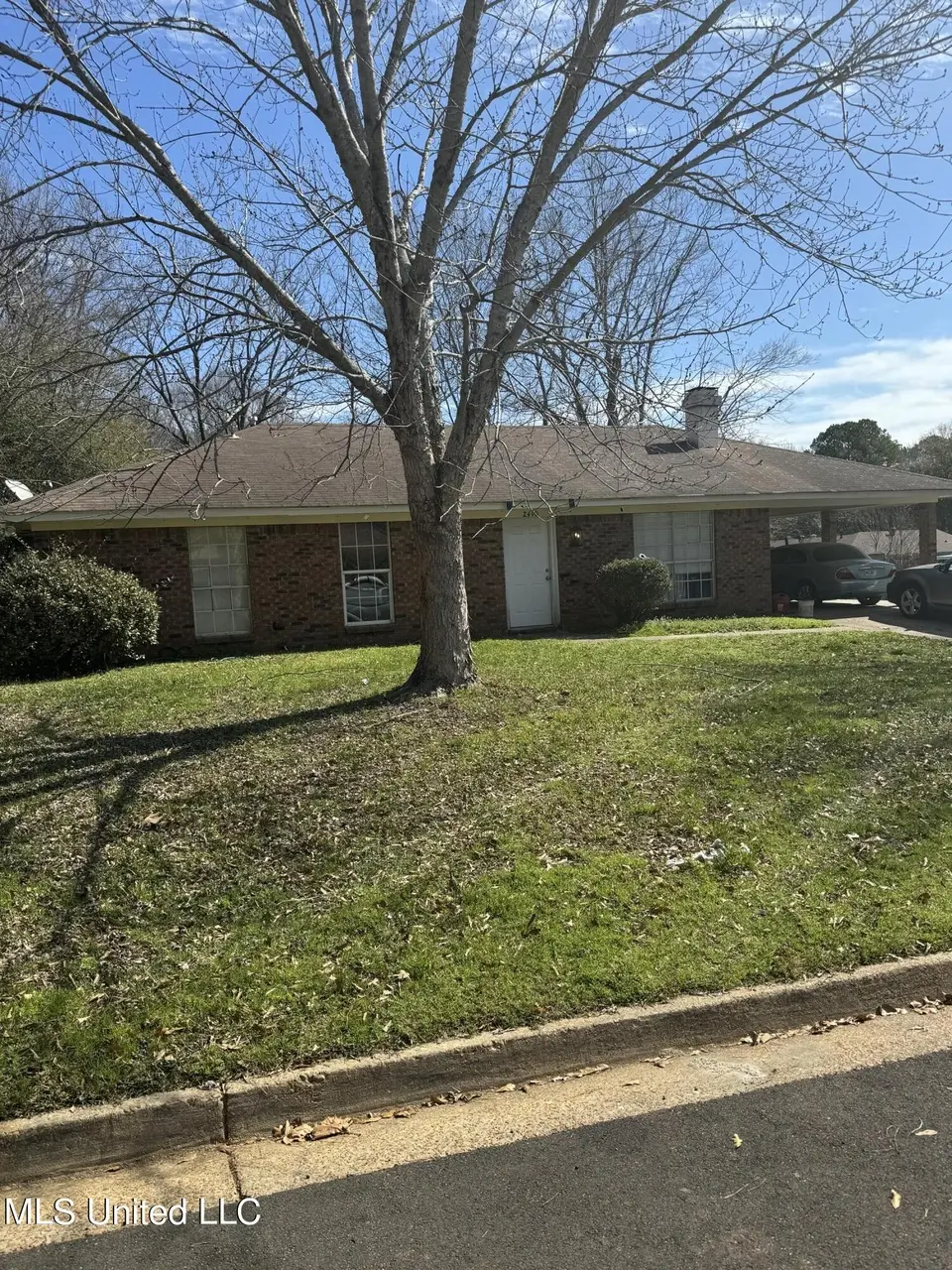 2490 Oak Grove Ln