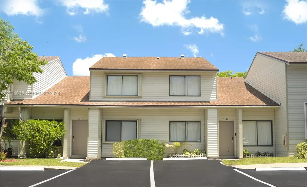 3534 NW 98th Ter