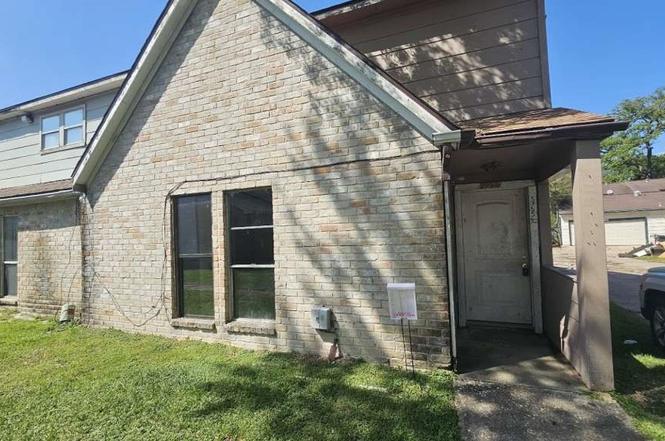 5755 Easthampton Dr Unit C