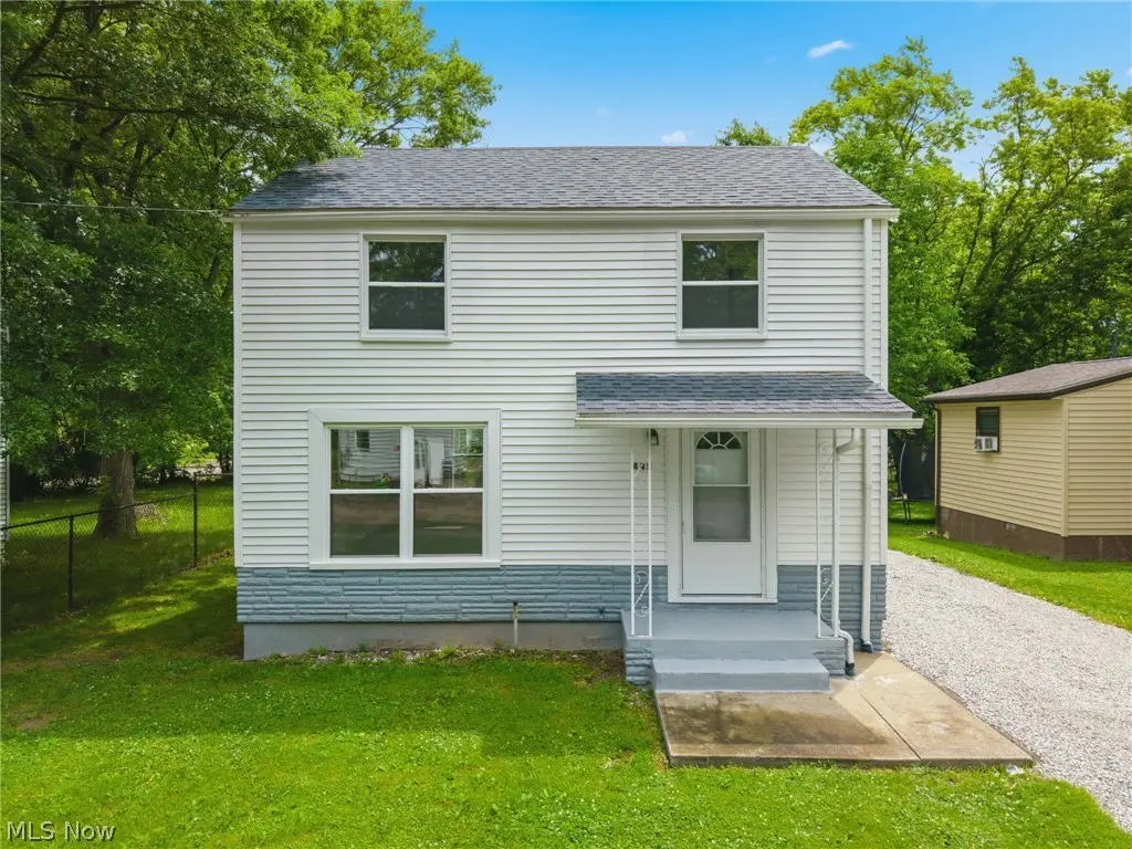 445 Oak Ave