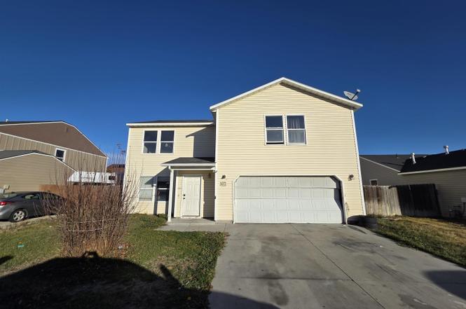 3013 Arcadian Dr