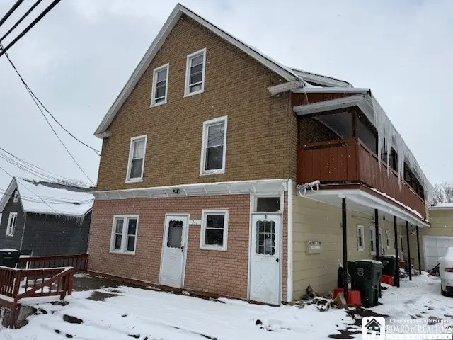 341 Willard St