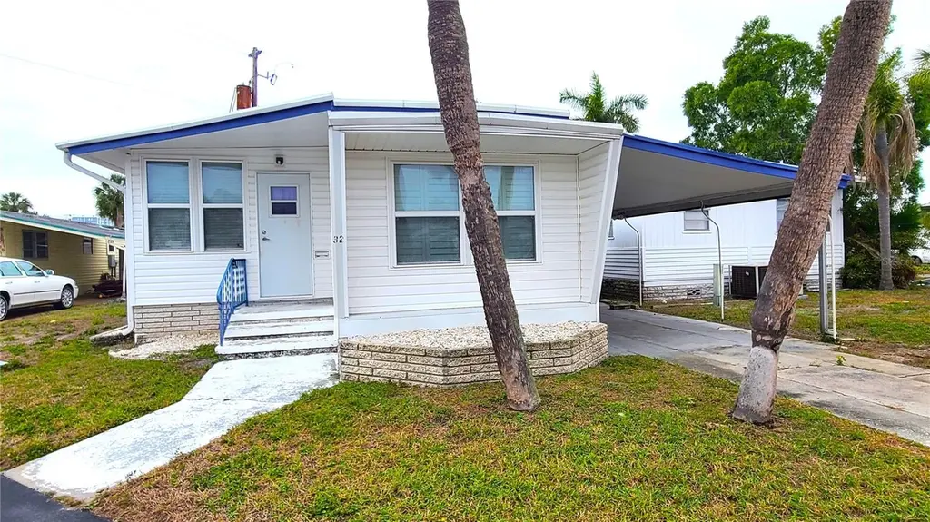 4851 W Gandy Blvd Unit B4 L32