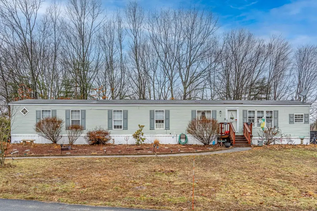 4 Cammett Dr