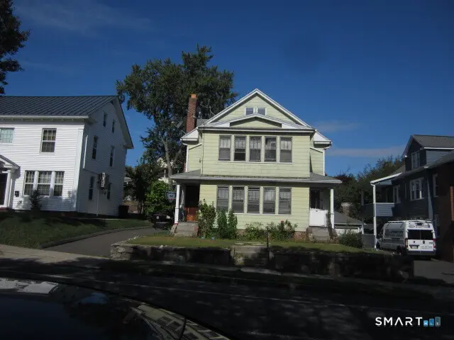 225-227 Beech St