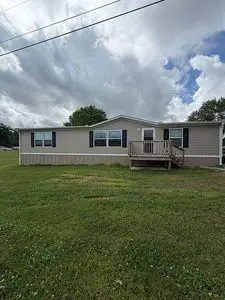 380 Loreeta Dr