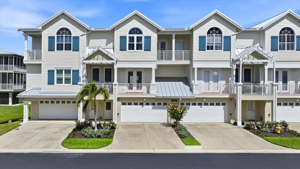 10300 Coral Landings Ct #90
