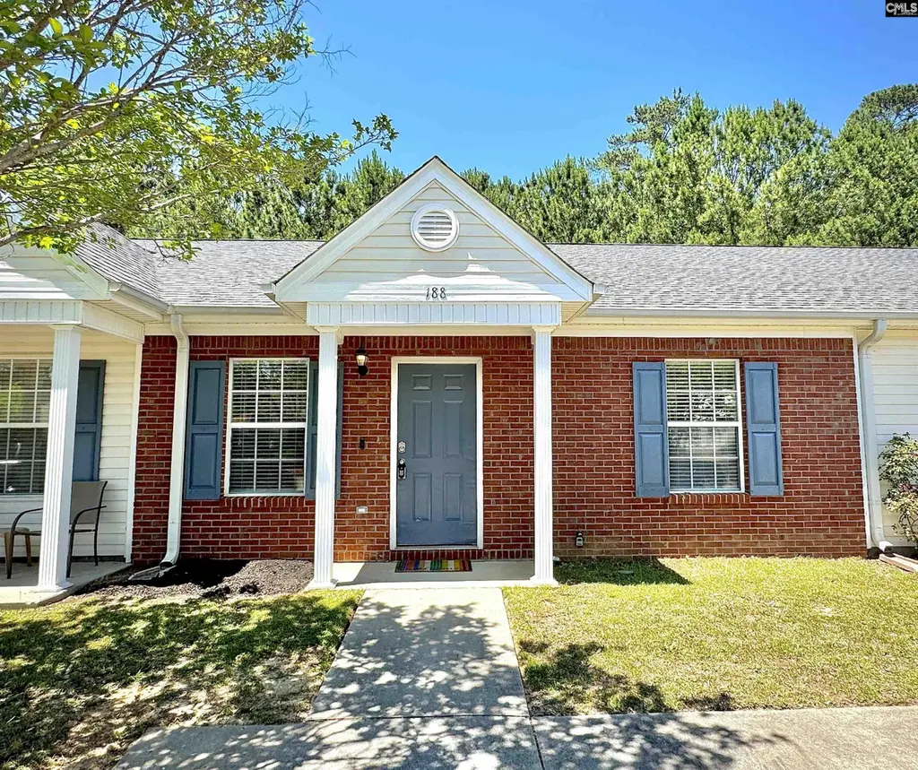 188 Crestland Dr
