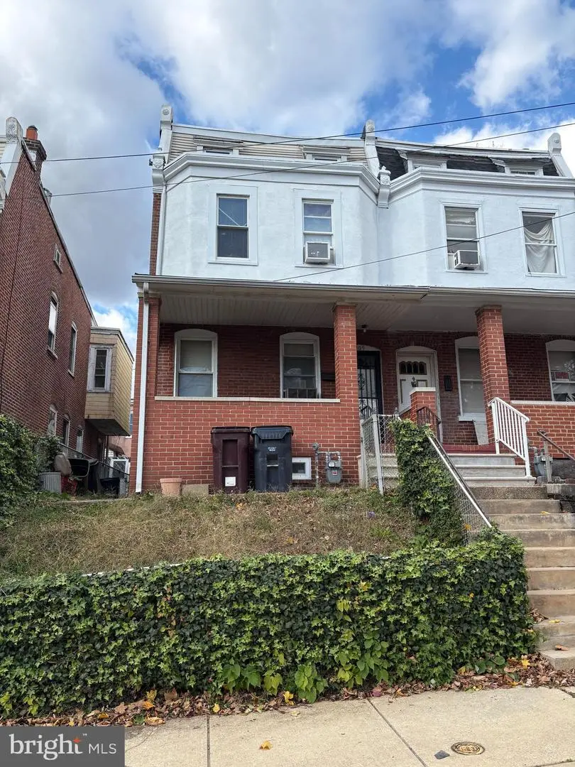 109 Fulton St