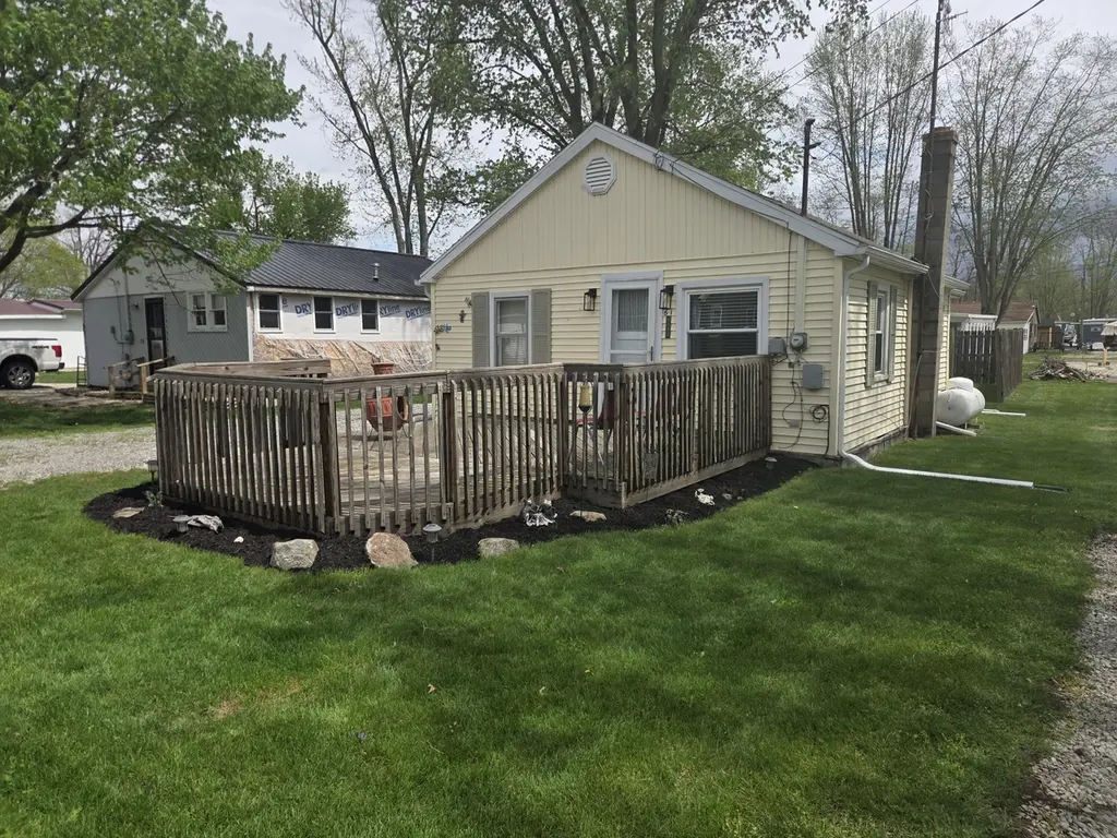 5448 Ada Dr