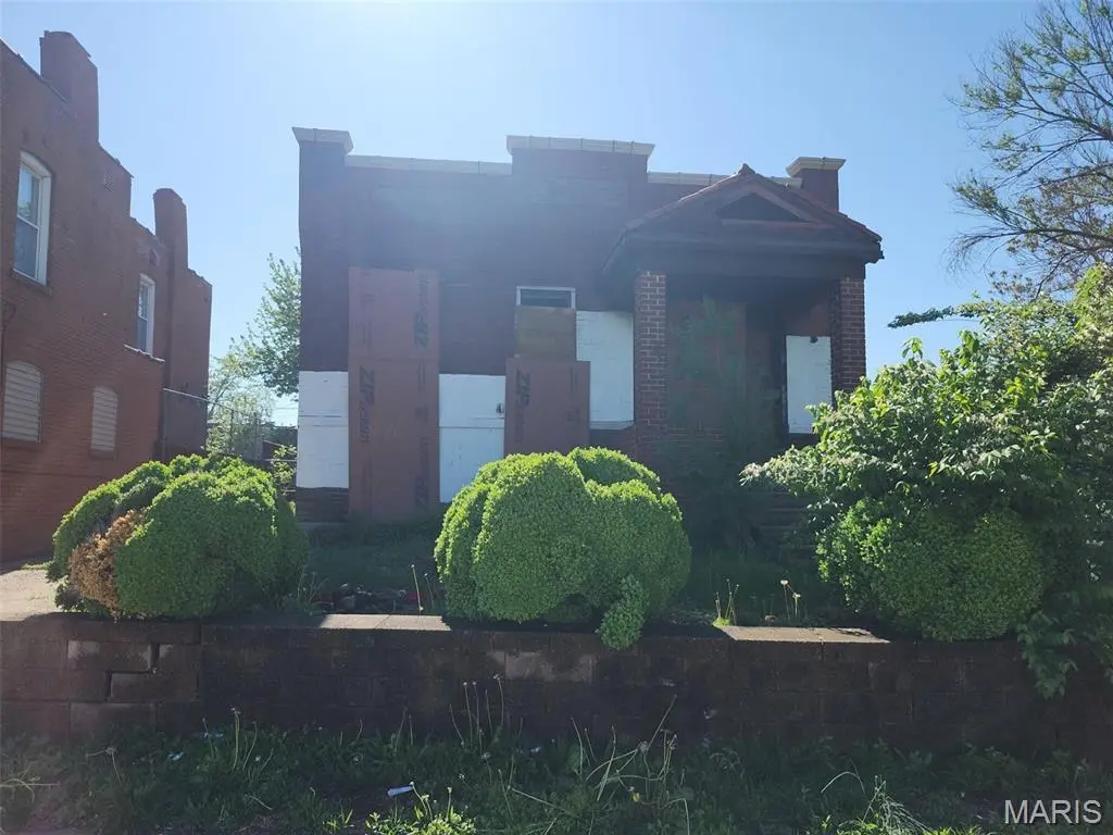 4712 Gravois Ave