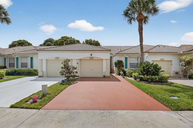 6248 Petunia Rd
