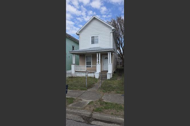 1418 Third Ave