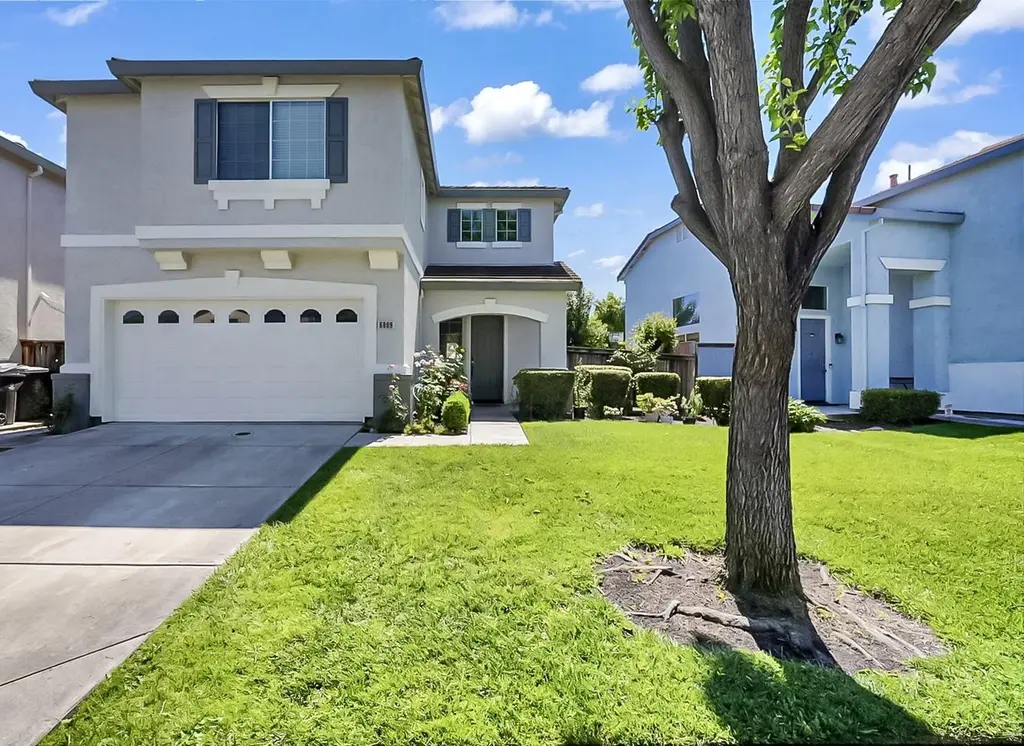 6809 Brook Fls